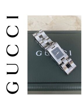 Gucci 2305L Chunky Modernist Stainless Steel Link Water Resistant Wristwatch